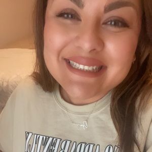 Meet your Posher, Georgina